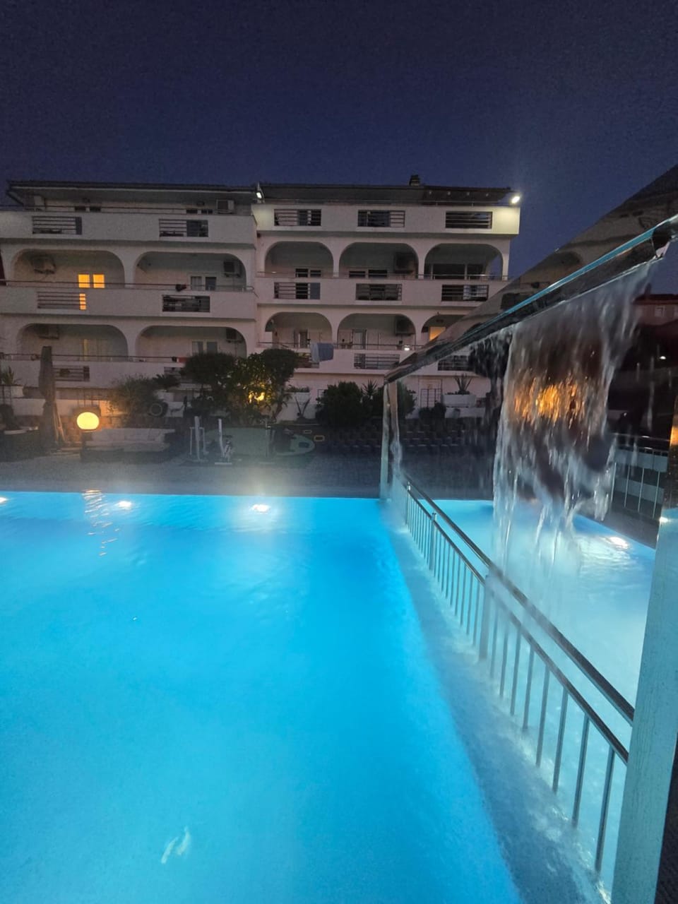 Luxury Apartments Silva with sea view Apartment hotel in Okrug Gornji