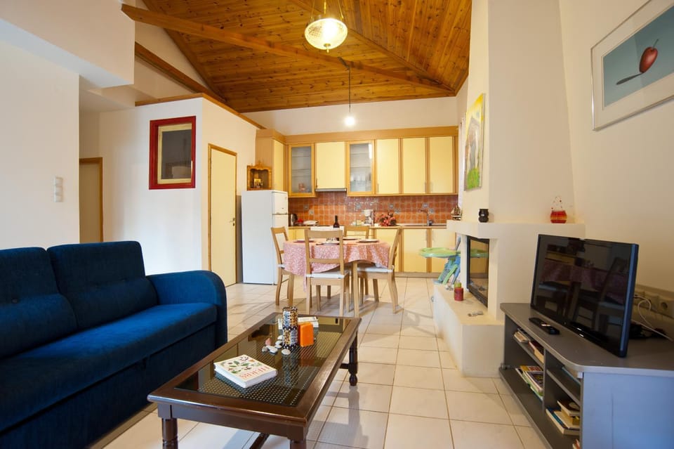 Villa Elli 2 Beach-front villa with garden House in Peloponnese, Western Greece and the Ionian