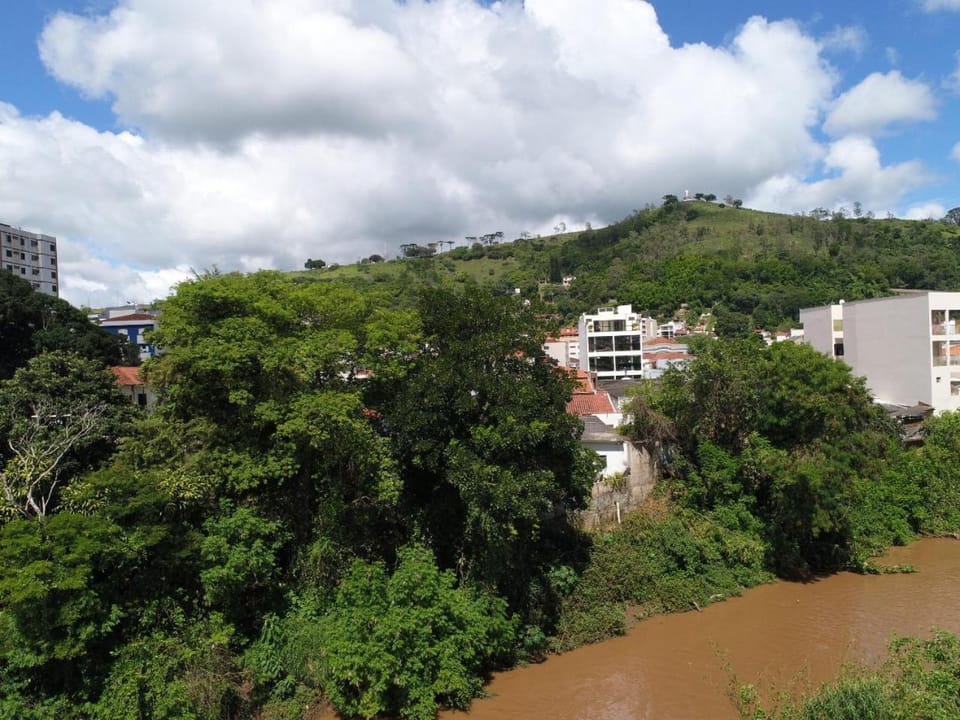 Nearby landmark, Neighbourhood, Natural landscape