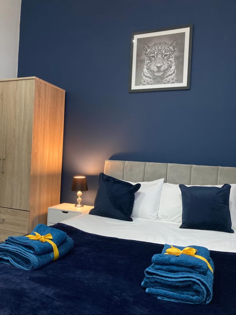 Central Doncaster 1BED 1BATH Pent-Apartment Apartment in Doncaster