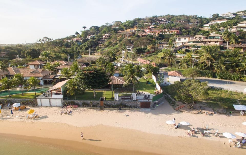 Mansão à beira-mar na Praia da Ferradura Villa in Armacao dos Buzios