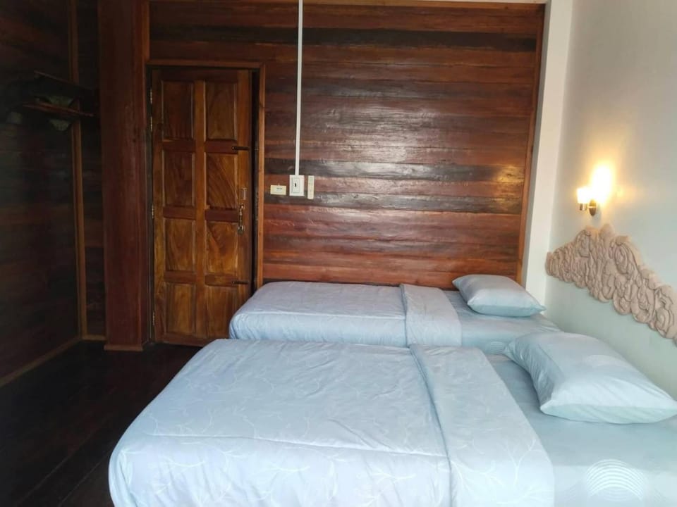 Une Jai Place เรือนอุ่นใจ Vacation rental in Laos