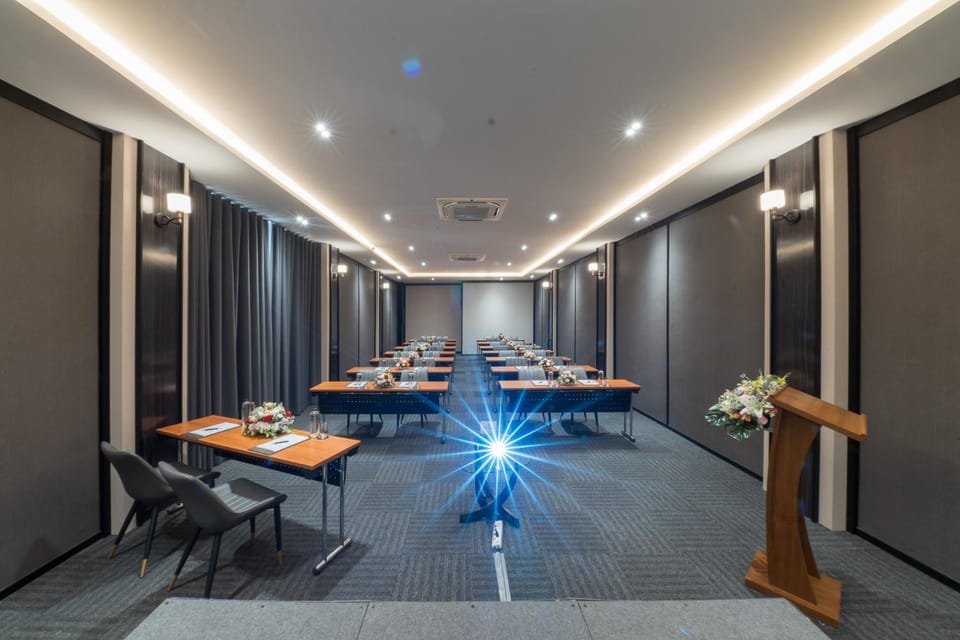 Meeting/conference room