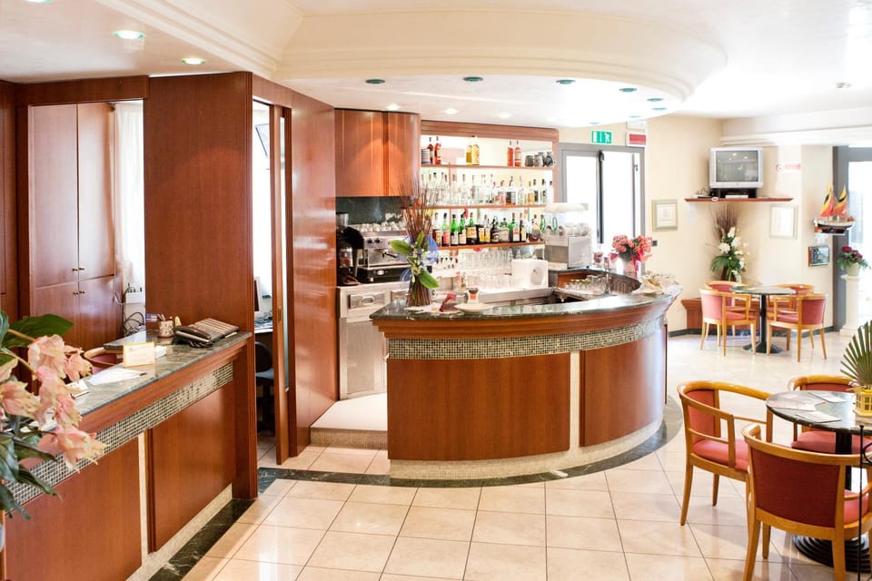Lounge or bar