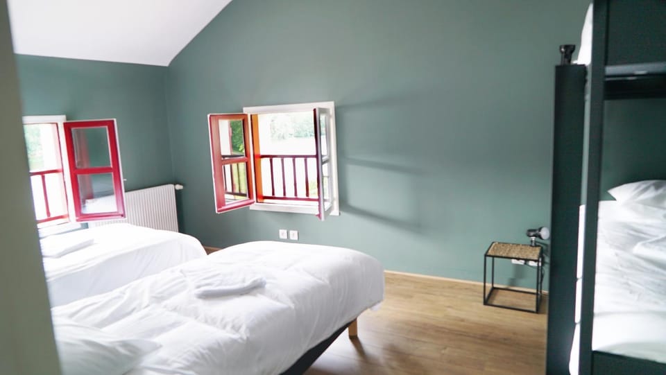MARA RIVIERE La Jaille Yvon House in Pays de la Loire