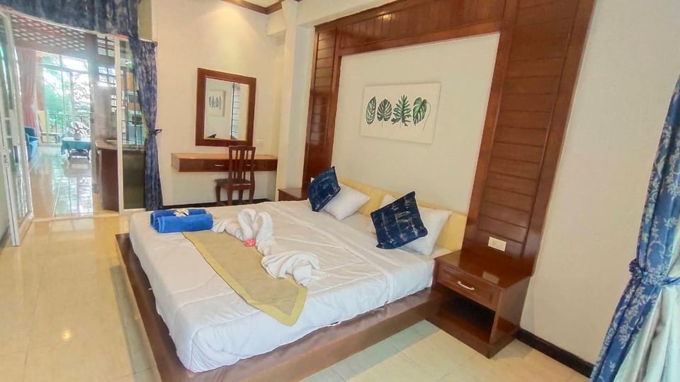 PHADEE APARTMENT Apartment in Karon