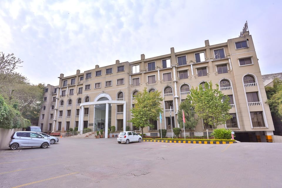 Property building, Parking