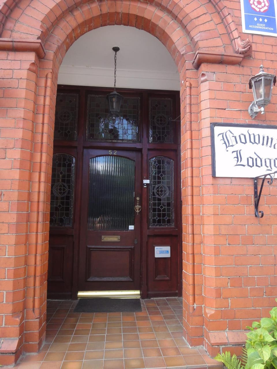Facade/entrance
