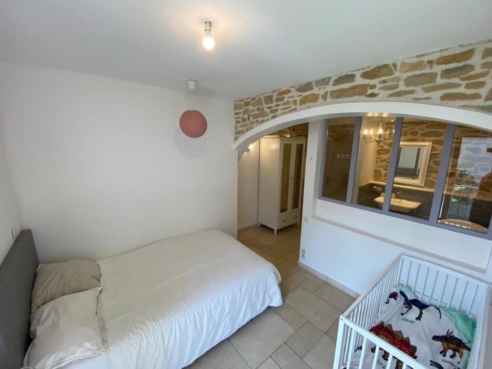 Les Lumières de Genève Bed and Breakfast in Divonne-les-Bains