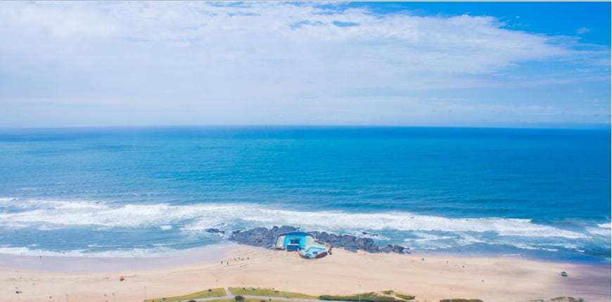High Tide Beach Condo Apartment in KwaZulu-Natal