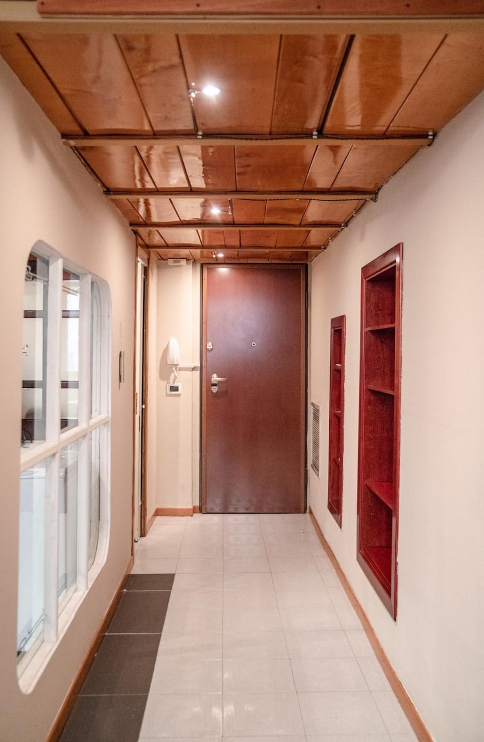Corso Vittorio Rustic Loft Apartment in Cagliari
