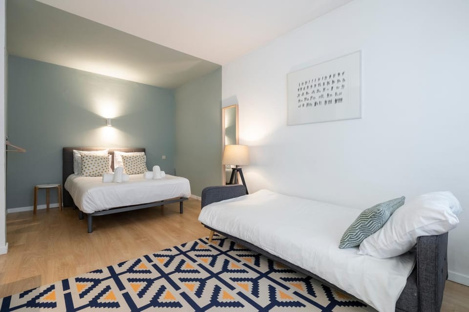 Bed, Bedroom