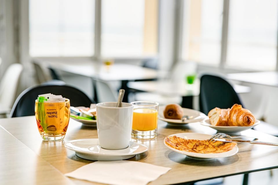 Breakfast, Buffet breakfast