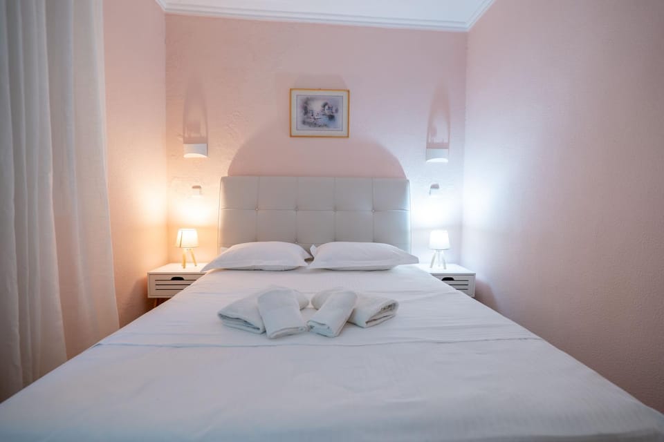 Corfu Glyfada Beach Apartment 40 Apartment in Peloponnese, Western Greece and the Ionian