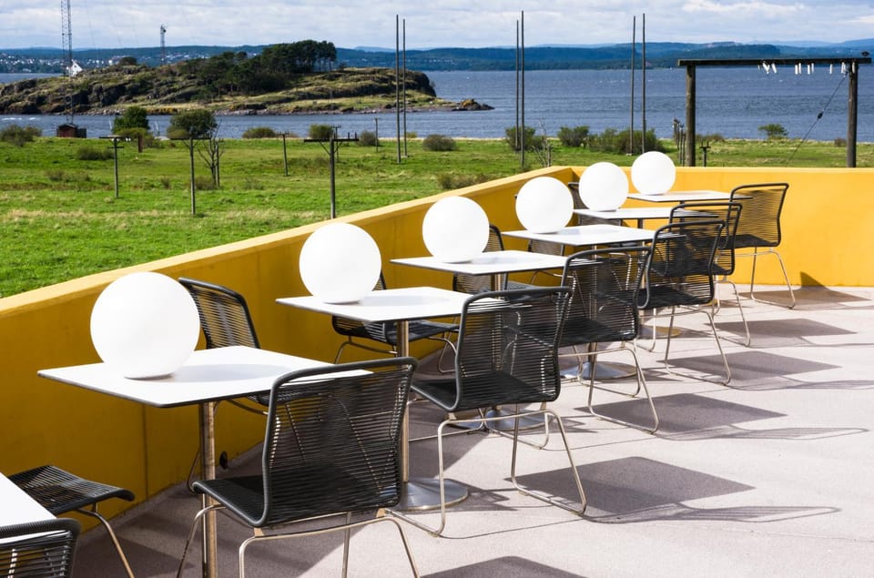 Patio, Neighbourhood, BBQ facilities, Garden, Balcony/Terrace, Beach, Beach, Sea view, Area and facilities