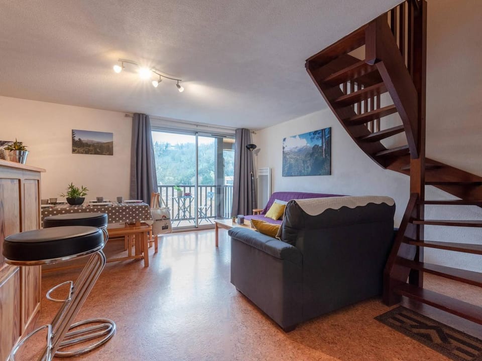 Appartement Triplex à Saint-Lary, 4 chambres, 9 pers, balcon, parking, WiFi optionnel - FR-1-296-287 Apartment in Saint-Lary-Soulan