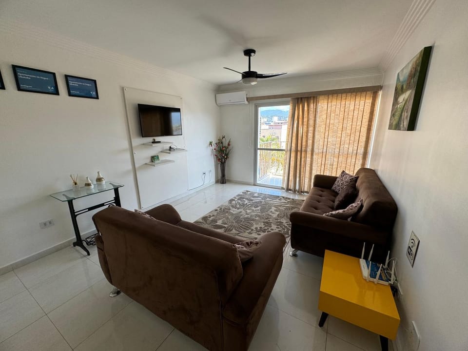 TV and multimedia, Living room, Photo of the whole room, Seating area