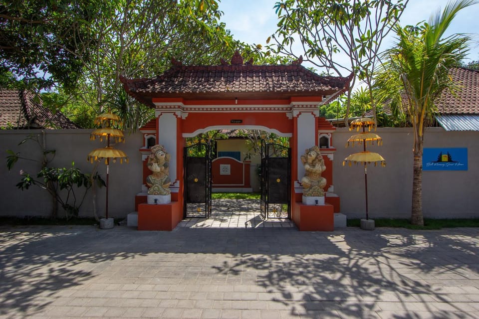 Patio, Facade/entrance