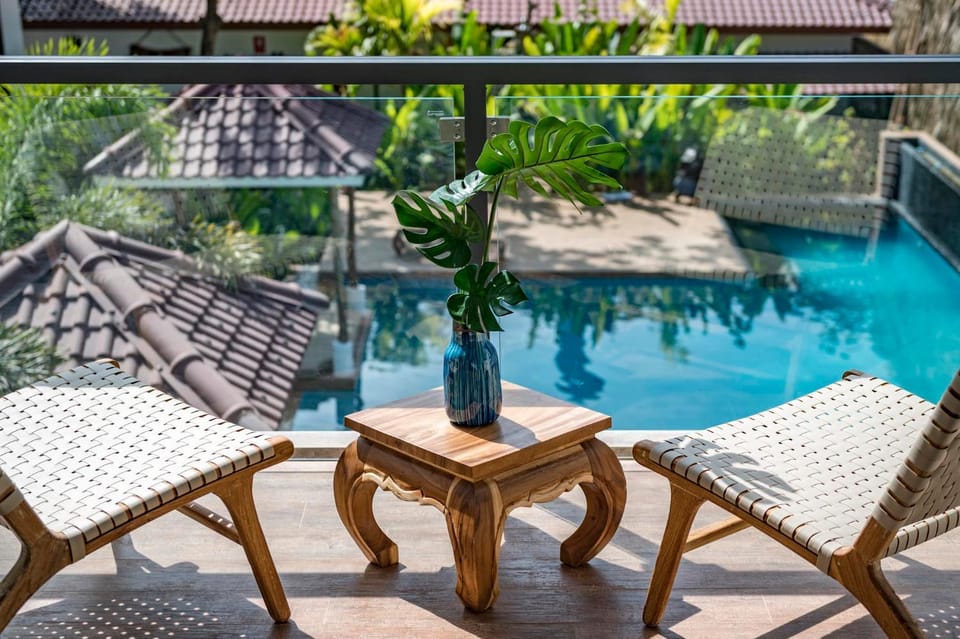 Balcony/Terrace, Pool view, Swimming pool
