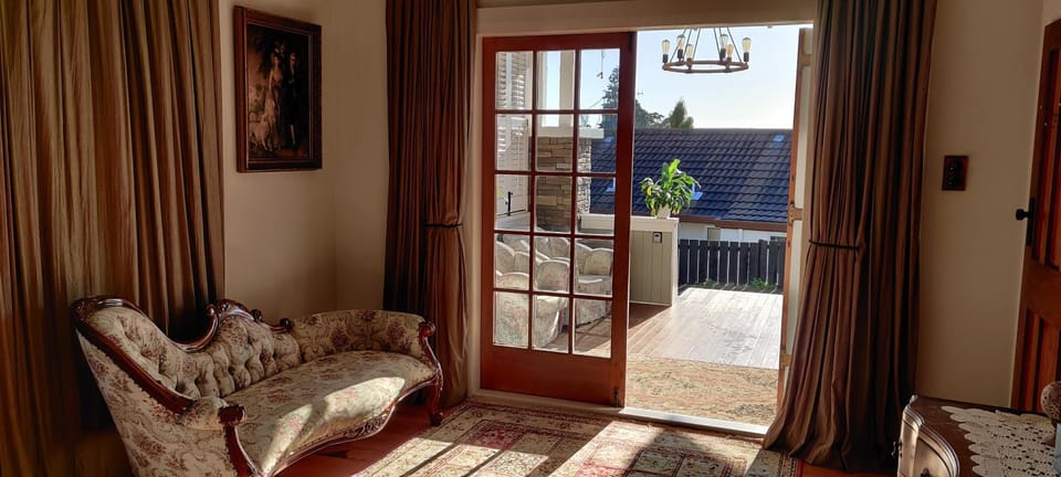 Seating area, Bedroom