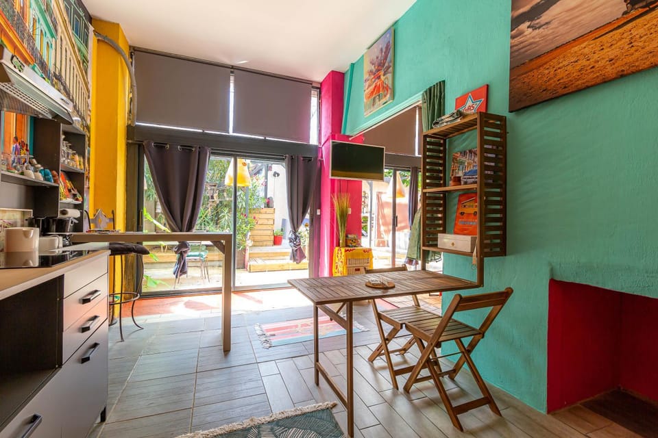 Lounge or bar