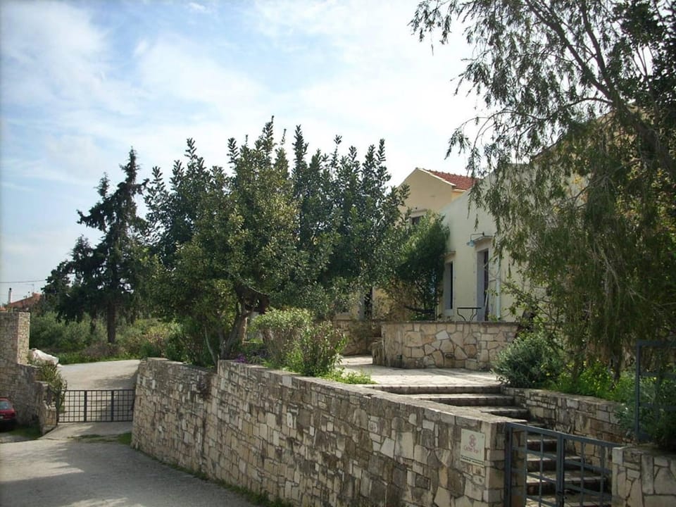 Property building, Other