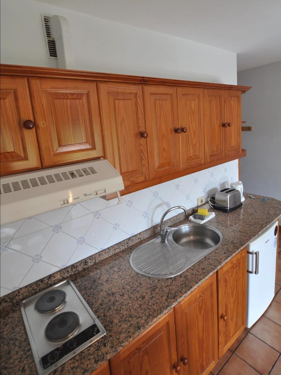 Kitchen or kitchenette, Bedroom