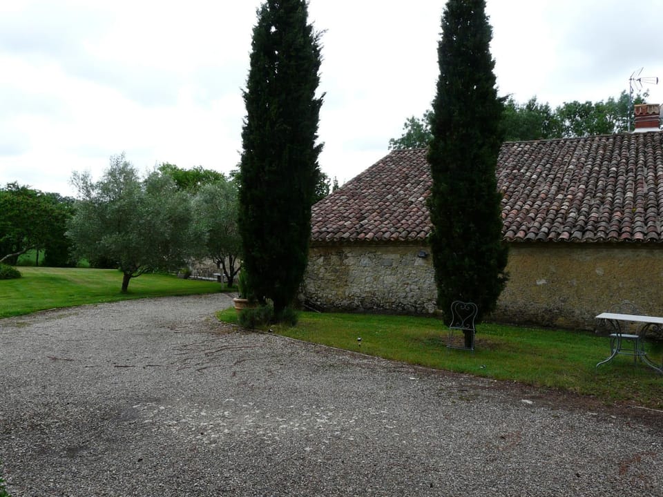 gites Les Lebes - Grange loft Apartment in Occitanie