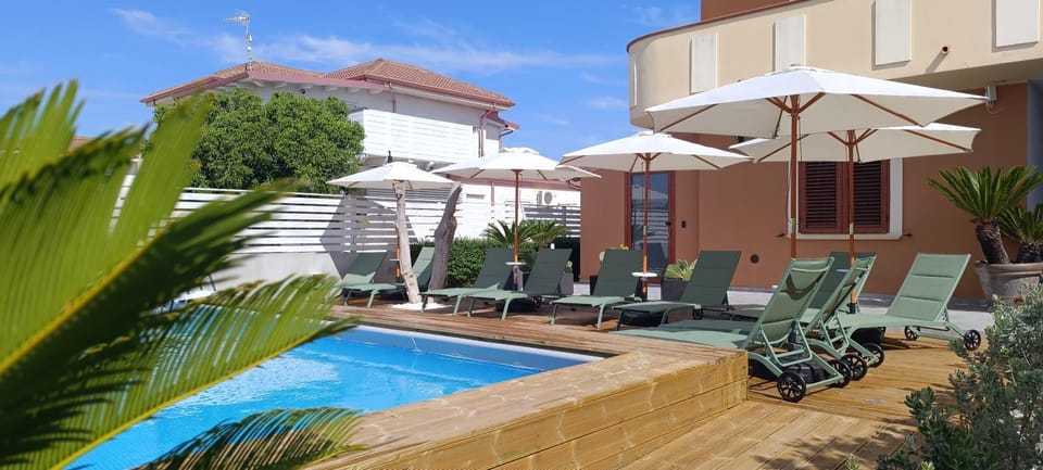 Pool view, Swimming pool