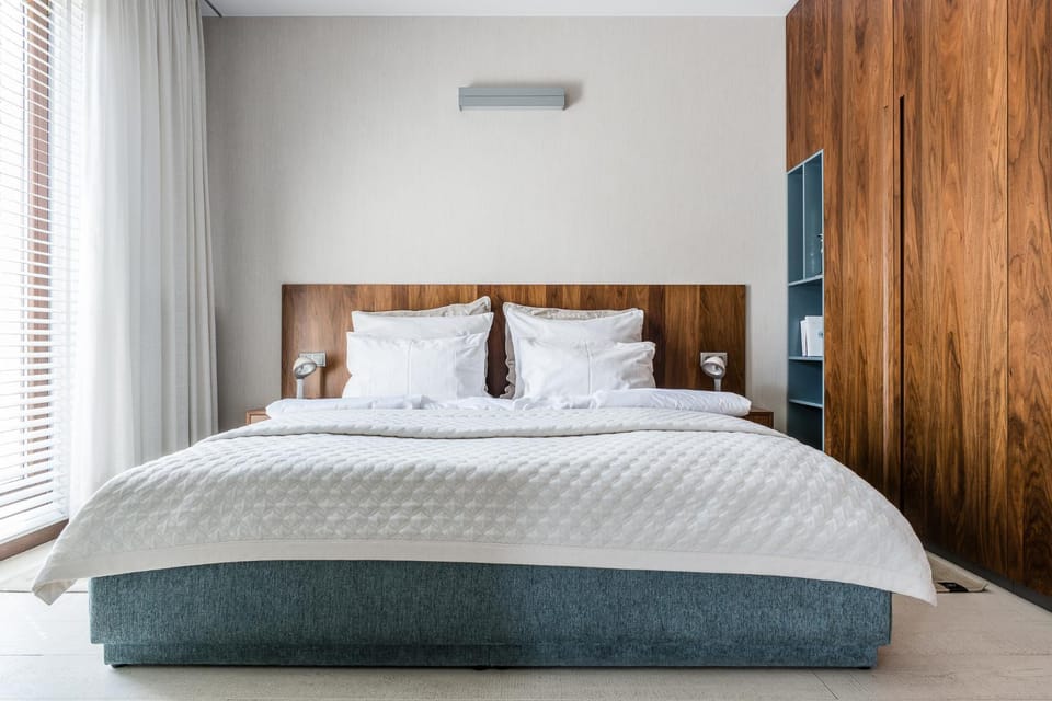 Bed, Photo of the whole room, Bedroom, towels, wardrobe