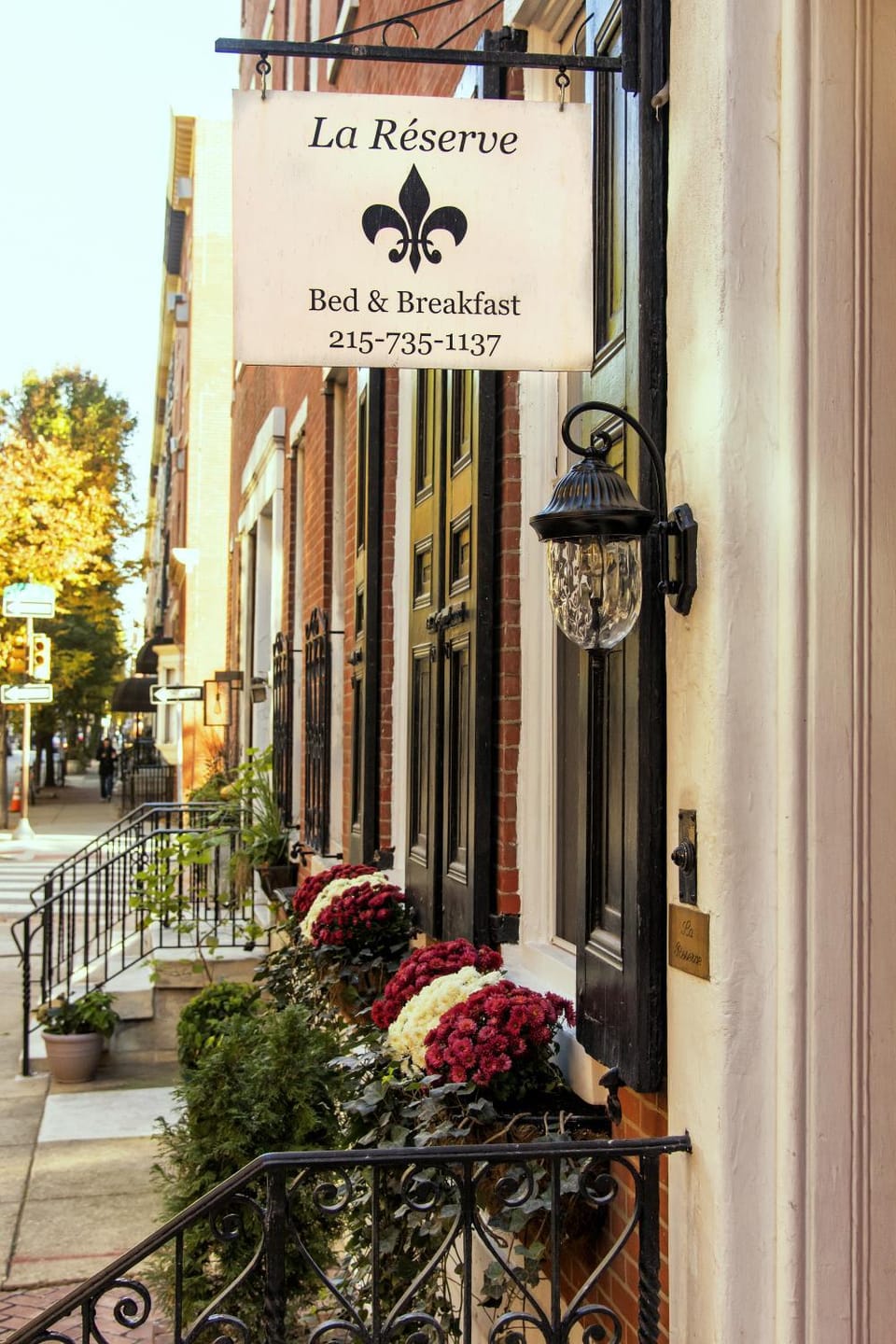 Facade/entrance