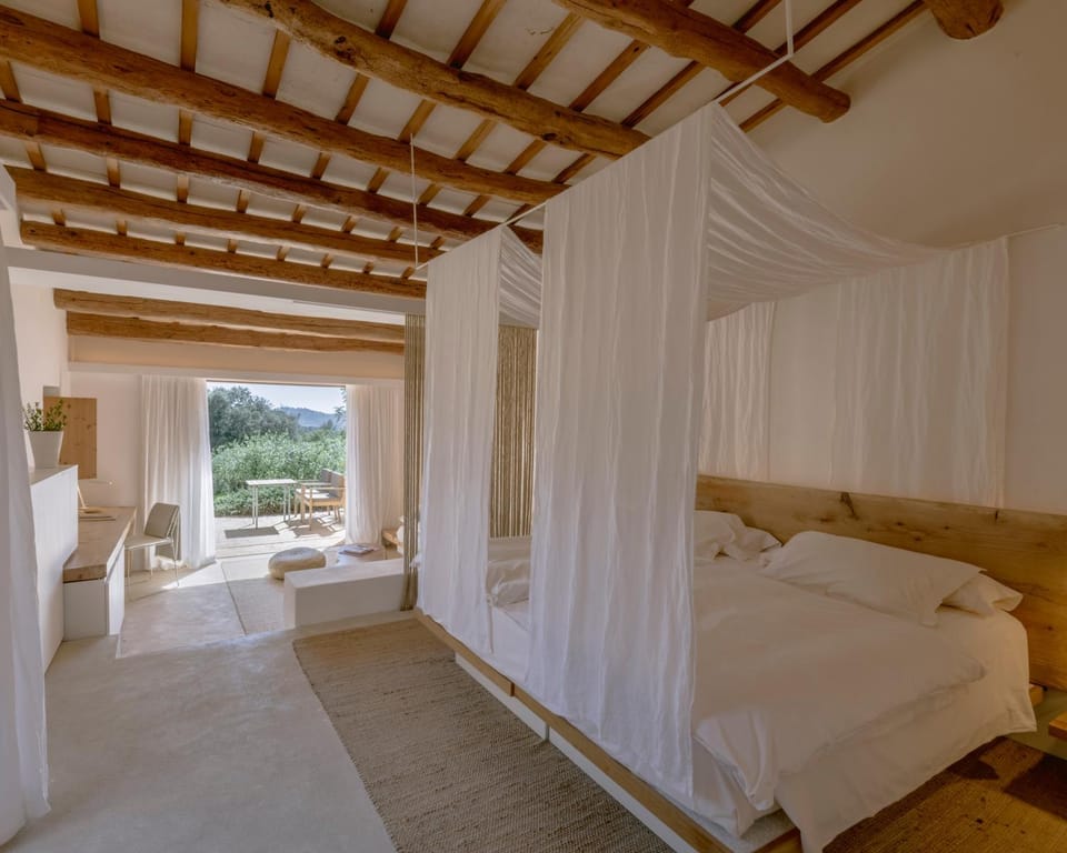 Living room, Bedroom