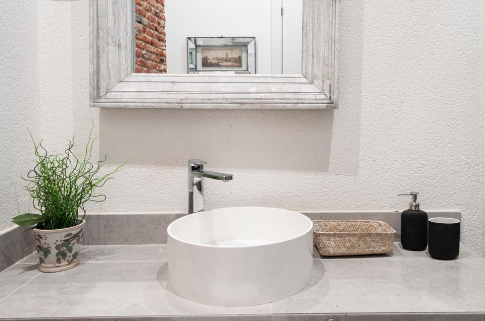 Cosy Apartment in the heart of Barrio de las Letras Apartment in Centro