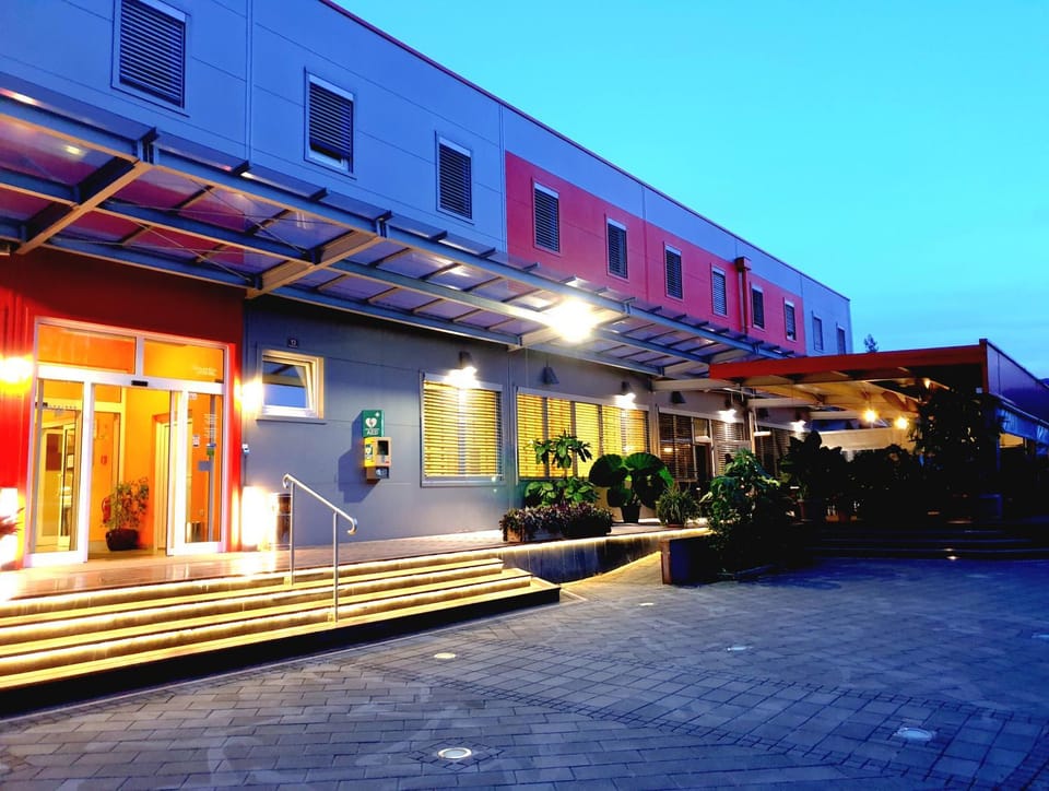 Facade/entrance