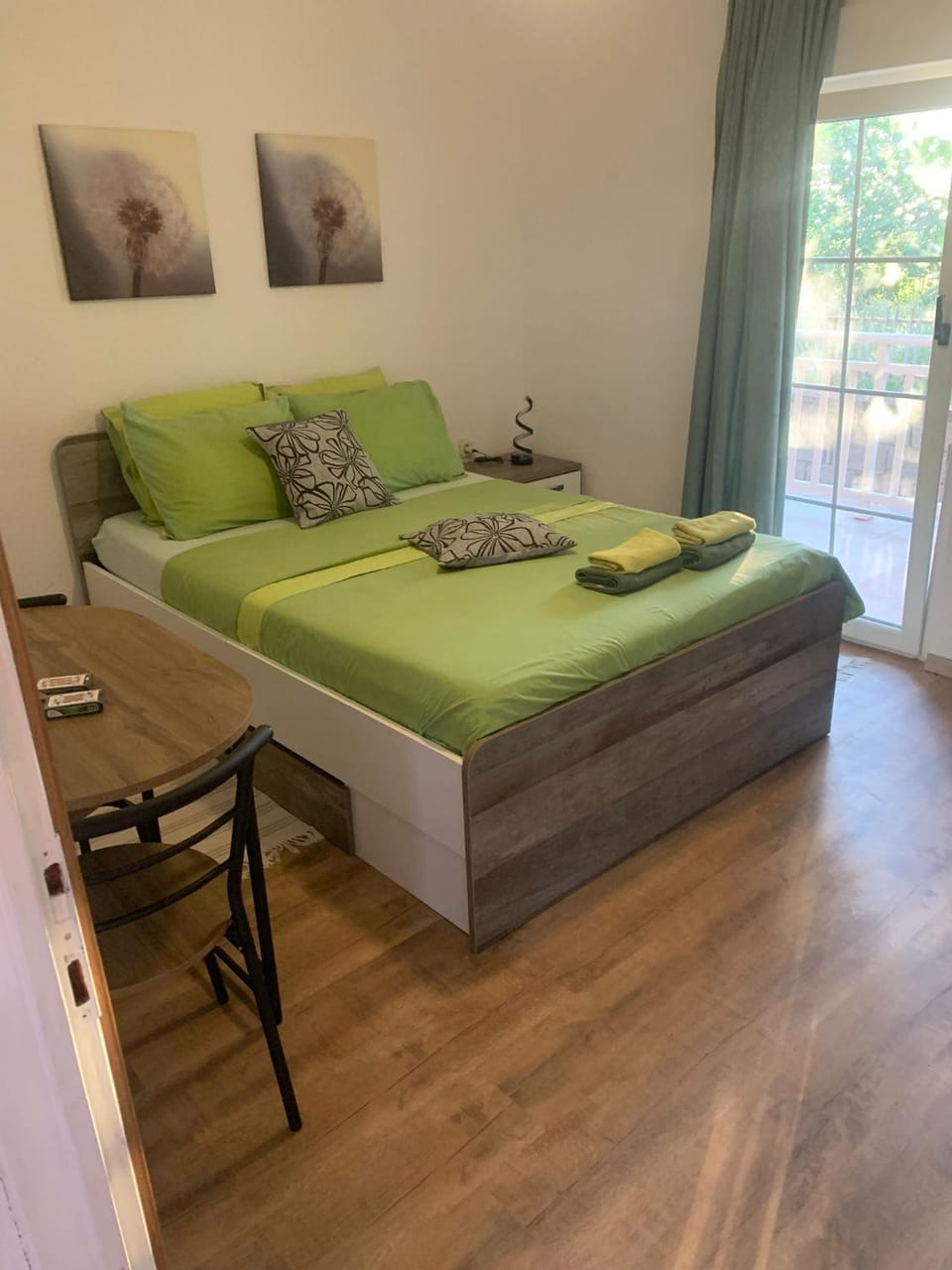 Apartment in Vrsi with Balcony, Air conditioning, Wi-Fi (4824-2) Apartment in Zadar County
