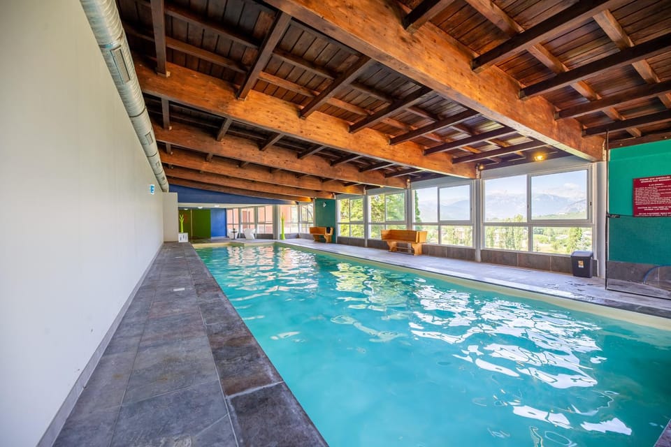 Résidence Château des Magnans by Nevesol Apartment hotel in Piedmont