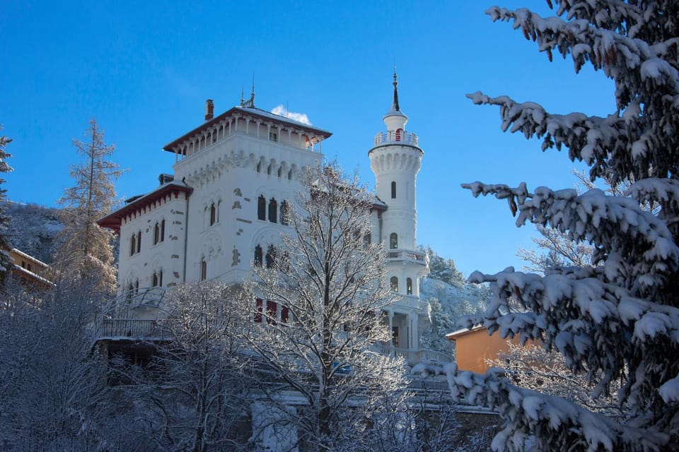 Property building, Winter