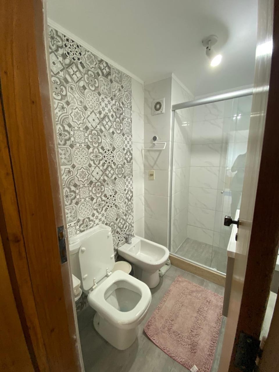 Shower, Toilet, Bathroom, bidet