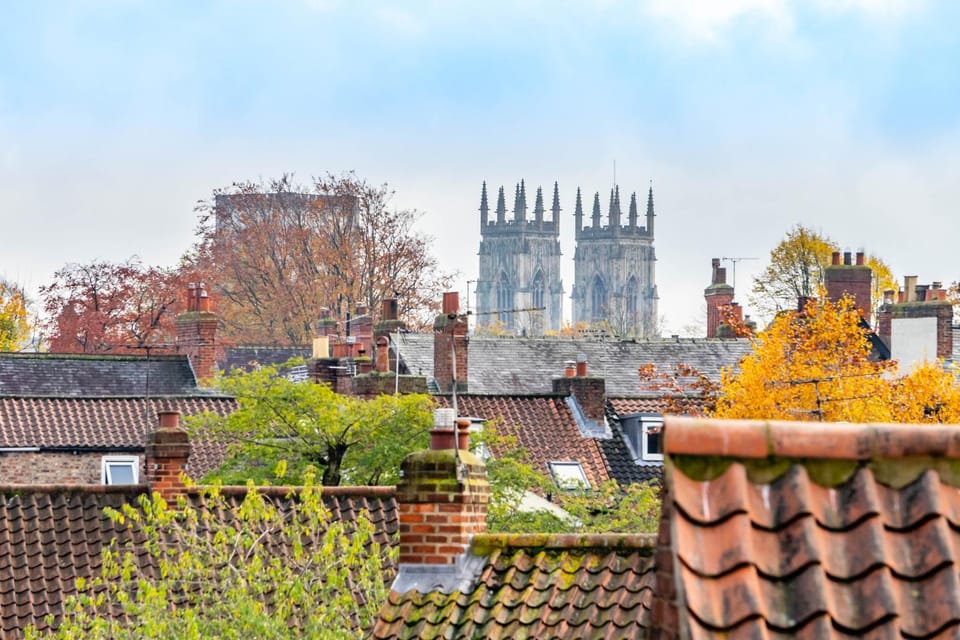 Nearby landmark, Neighbourhood, City view