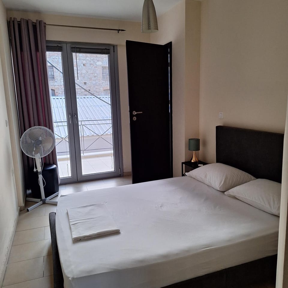 Mitilene Harbour Watch Apartment in İzmir Province