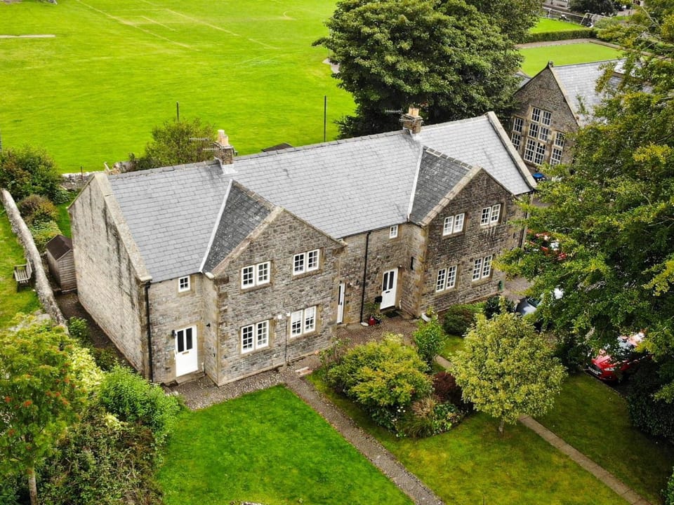 Cathedral View House in High Peak District