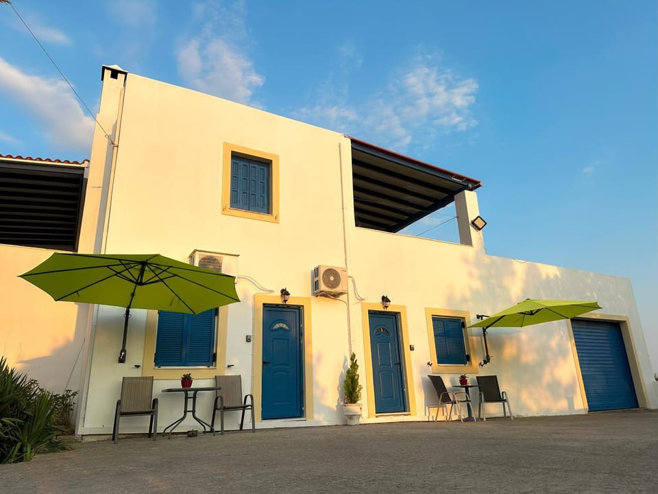 Property building, Patio, Garden, Other
