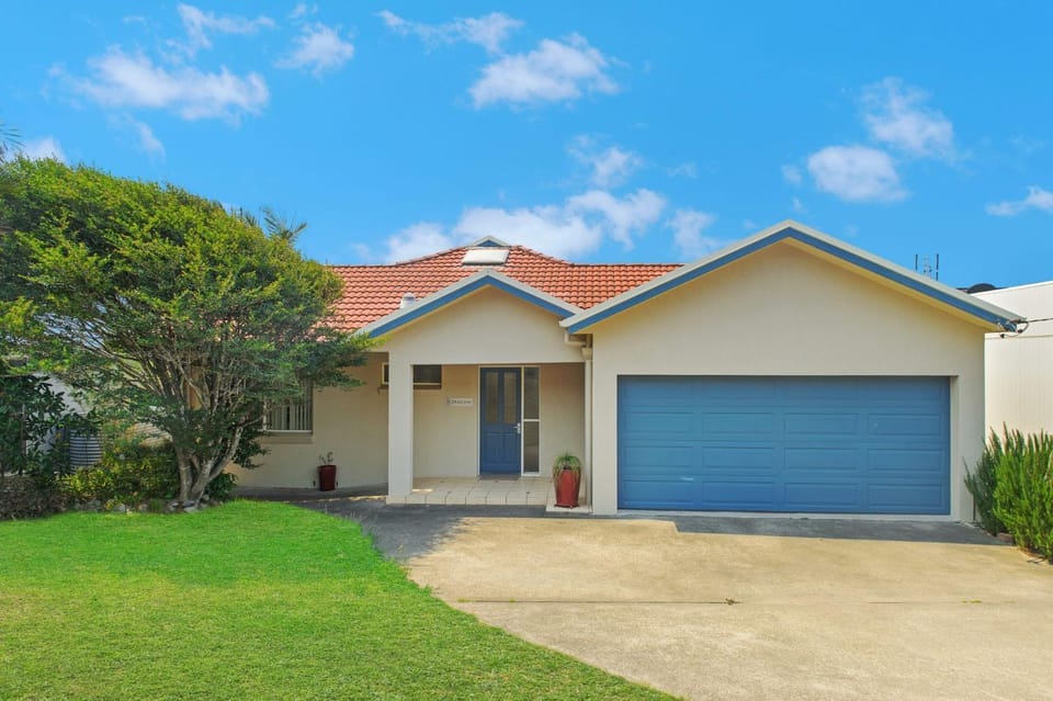 Corakuna, 3 Korogora Street House in Crescent Head