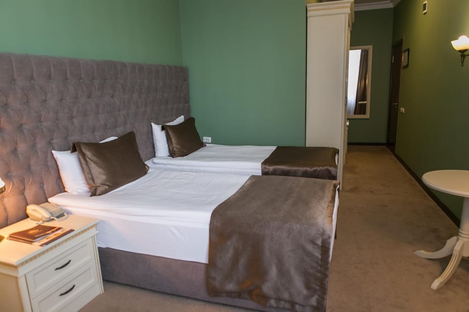 Bed, Photo of the whole room