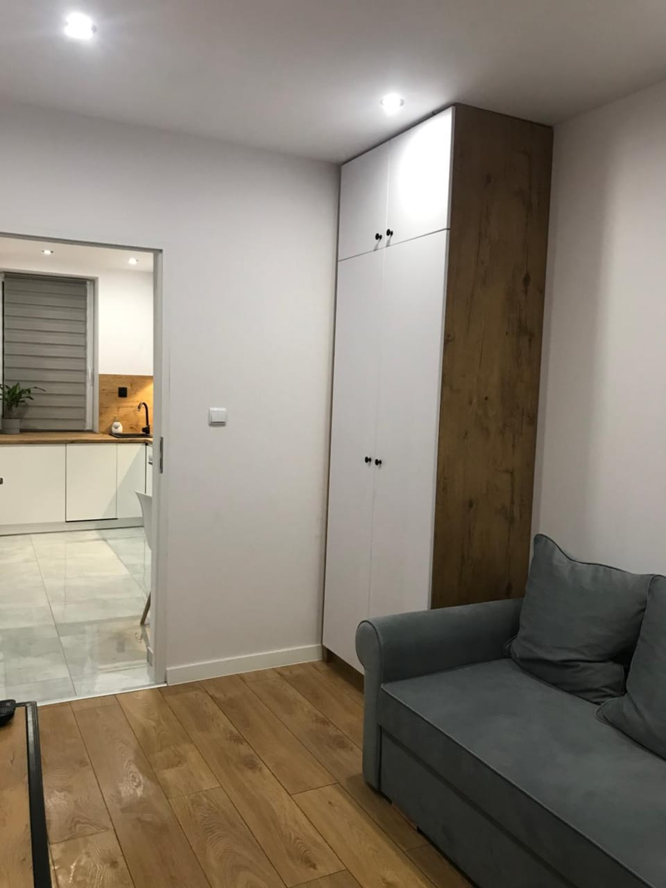 Apartament Przy Promenadzie Apartment in Lower Silesian Voivodeship