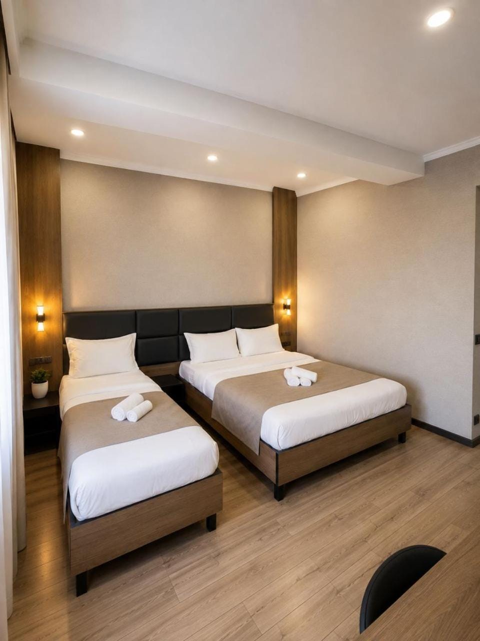 Bed, Photo of the whole room, Bedroom