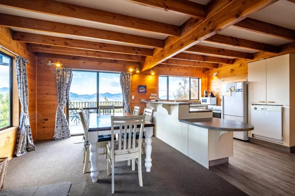 23 Acheron Heights House in Hanmer Springs