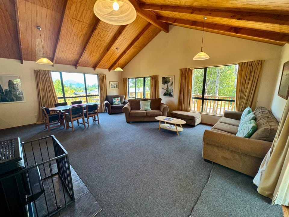 5 Alpine Avenue House in Hanmer Springs