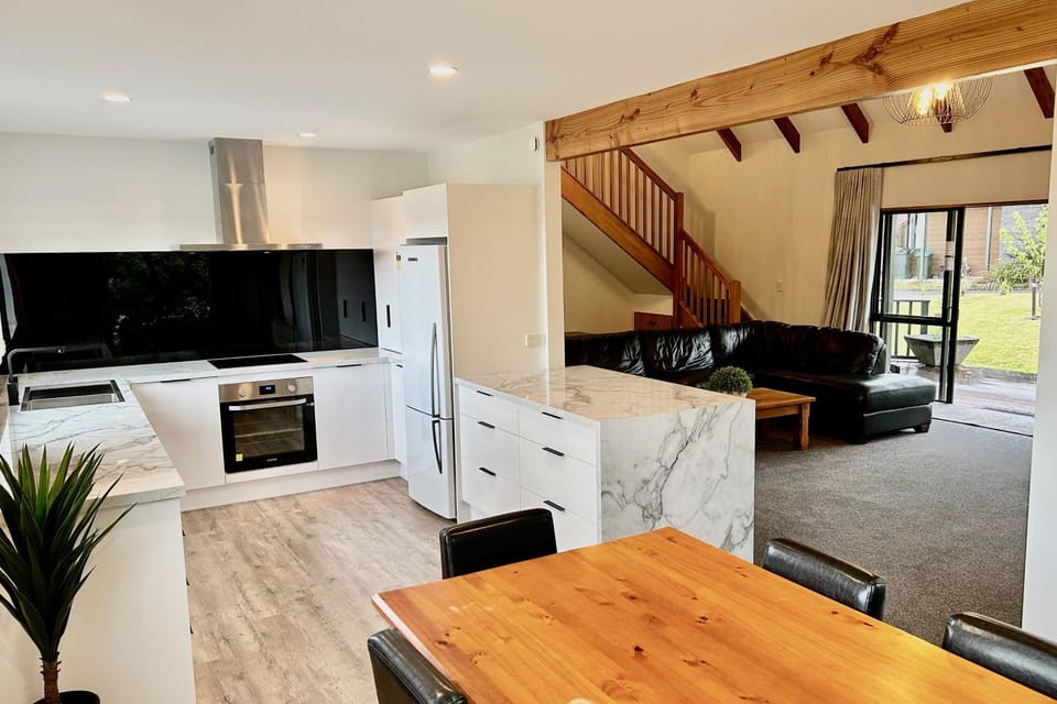 13 Denby Place House in Hanmer Springs