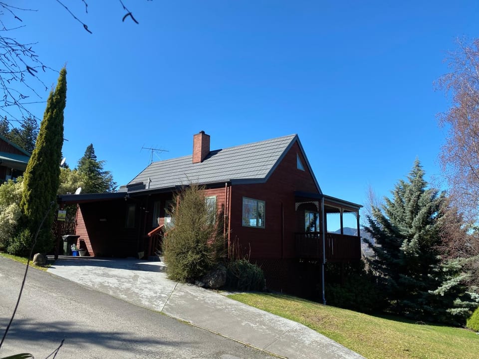 16 Oregon Heights House in Hanmer Springs